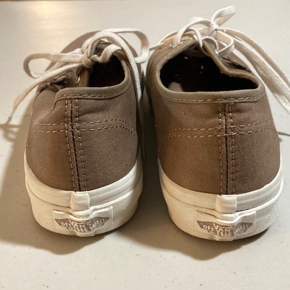 Vans light brown sneaker. Size 5, women's, - Picture 5 of 8